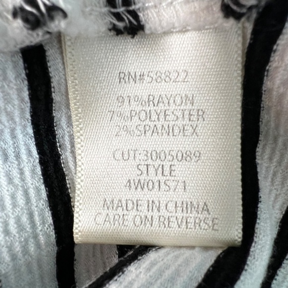 Max Studio Ruffle Sleeve Boxy Top Womens 3X Stretch Casual Chic Minimalist - Picture 10 of 12